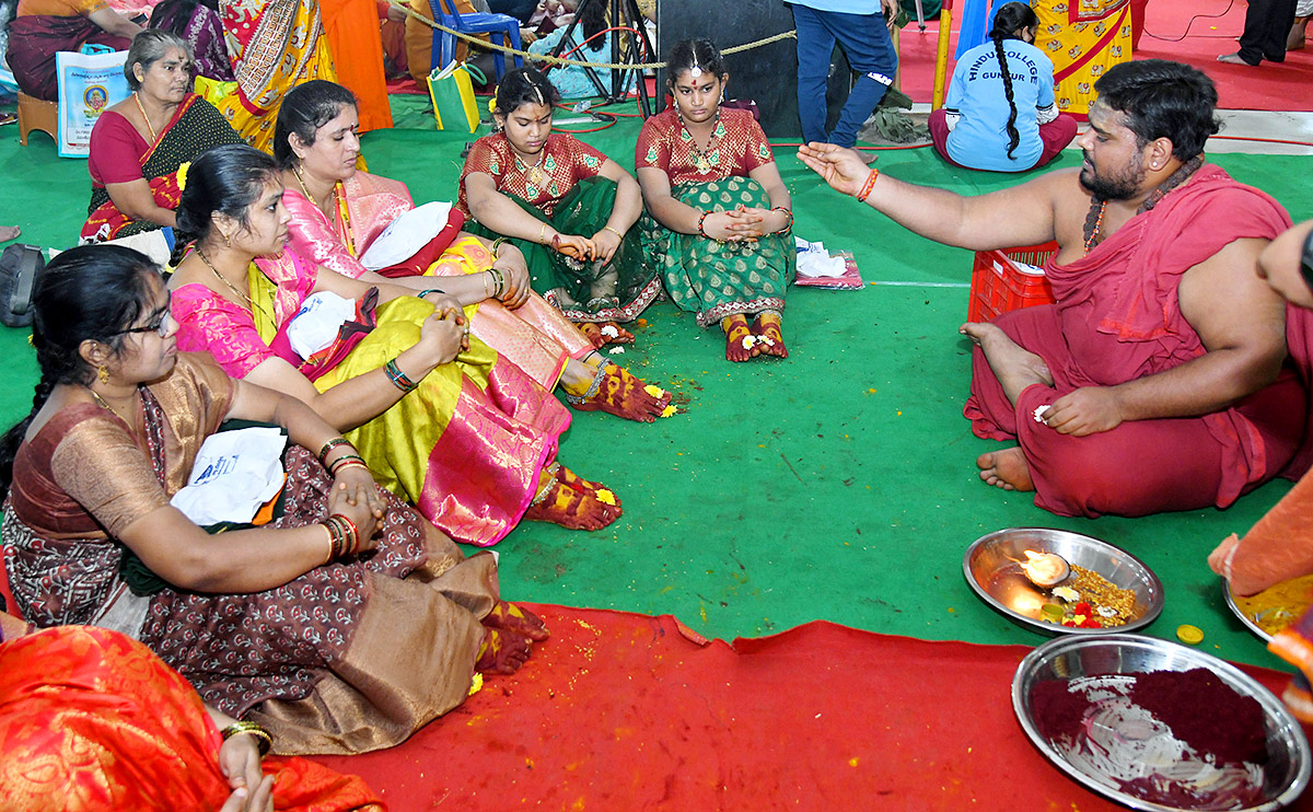 Navaratri Utsavalu Celebration 2023 at Vijayawada - Sakshi19