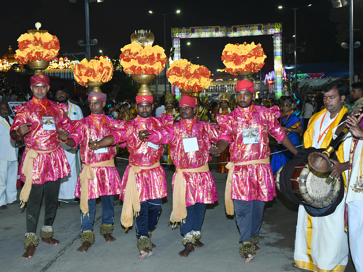 Tirumala Srivari Navaratri Brahmotsavam 2023 - Garuda Vahanam Photos - Sakshi10