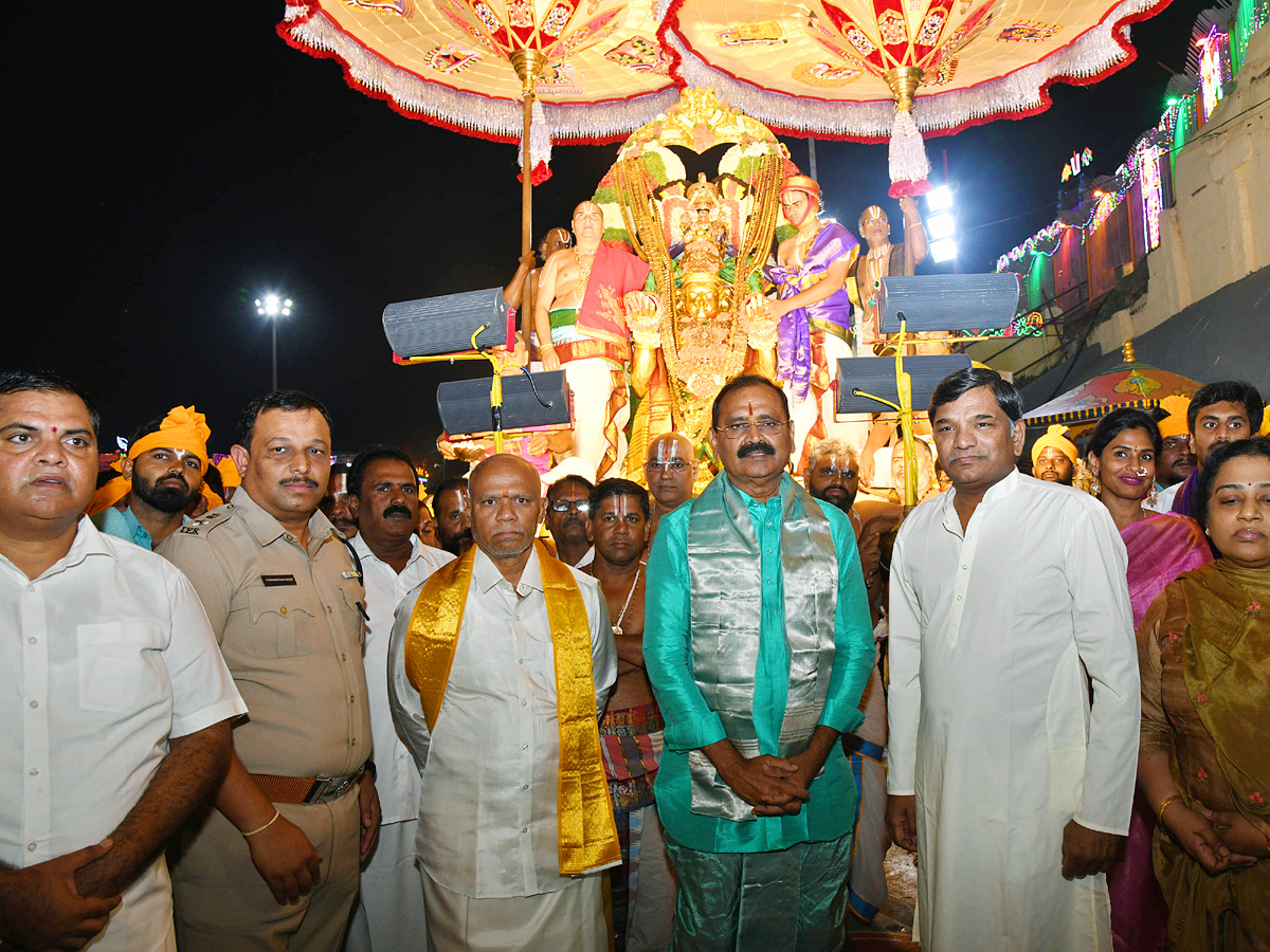 Tirumala Srivari Navaratri Brahmotsavam 2023 - Garuda Vahanam Photos - Sakshi30