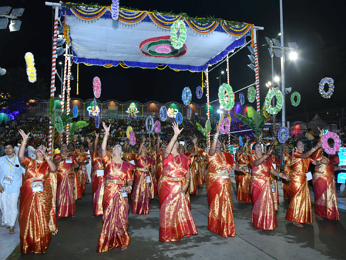 Tirumala Srivari Navaratri Brahmotsavam 2023 - Garuda Vahanam Photos - Sakshi13