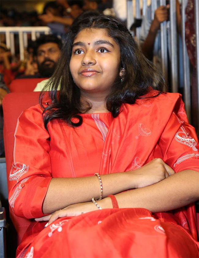 Renu Desai Daughter Aadhya Stills - Sakshi10