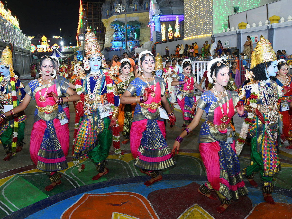 Tirumala Srivari Navaratri Brahmotsavam 2023 - Pushpaka Vimanam Photos - Sakshi9