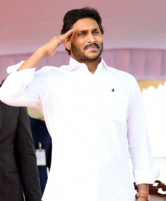 CM YS Jagan Participated Police Commemoration Day 2023 - Sakshi10