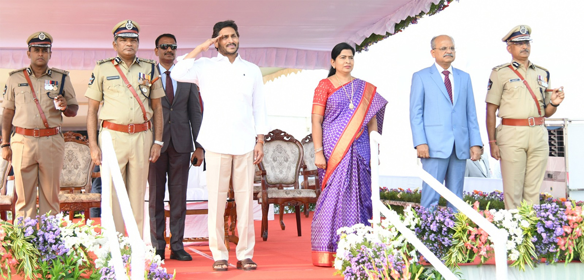 CM YS Jagan Participated Police Commemoration Day 2023 - Sakshi12