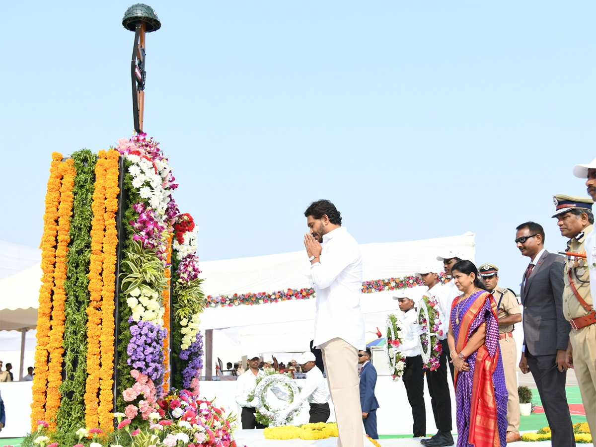 CM YS Jagan Participated Police Commemoration Day 2023 - Sakshi14