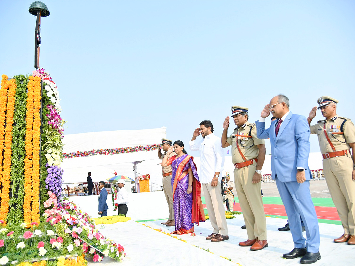 CM YS Jagan Participated Police Commemoration Day 2023 - Sakshi2