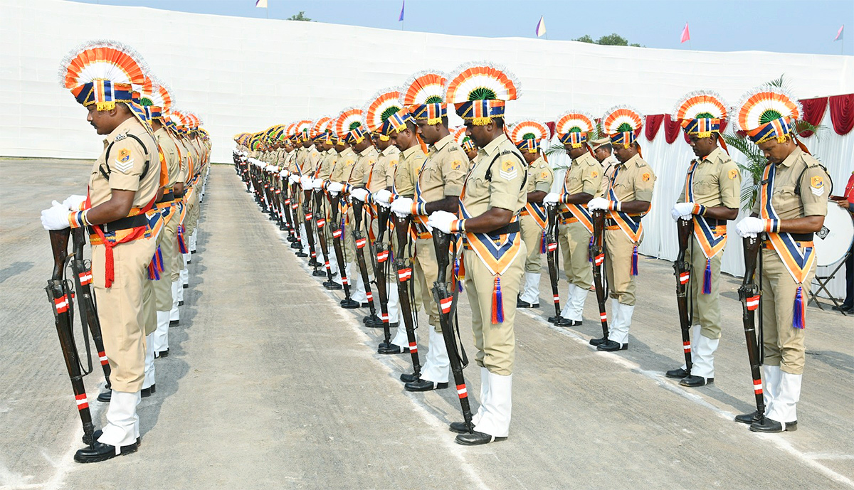 CM YS Jagan Participated Police Commemoration Day 2023 - Sakshi25