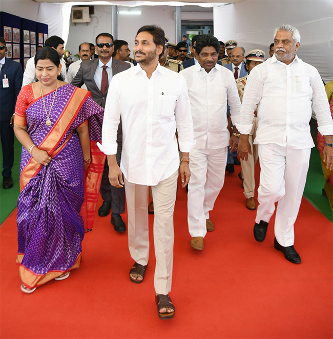 CM YS Jagan Participated Police Commemoration Day 2023 - Sakshi45