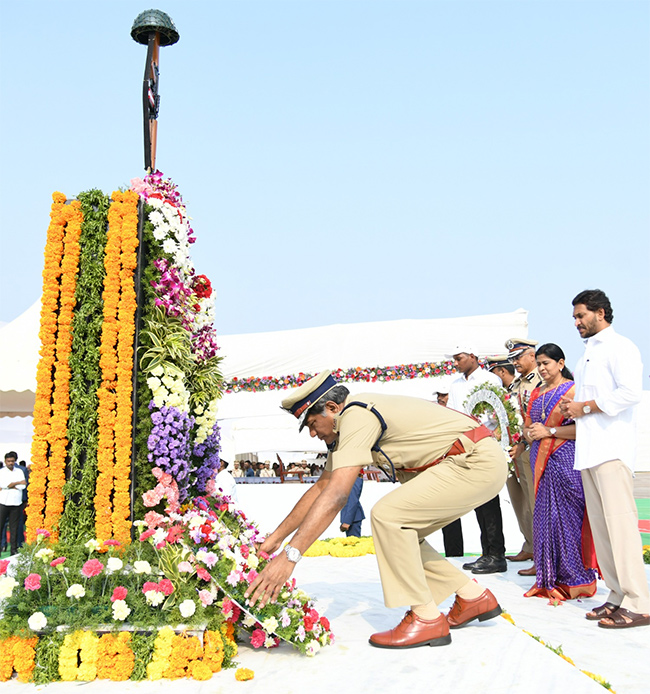 CM YS Jagan Participated Police Commemoration Day 2023 - Sakshi5