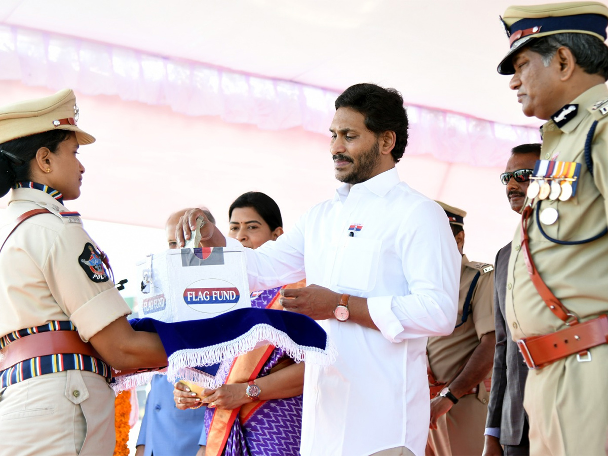 CM YS Jagan Participated Police Commemoration Day 2023 - Sakshi8