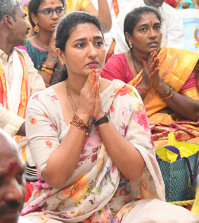 Navaratri 2023 Celebrations at Vijayawada Photos - Sakshi10