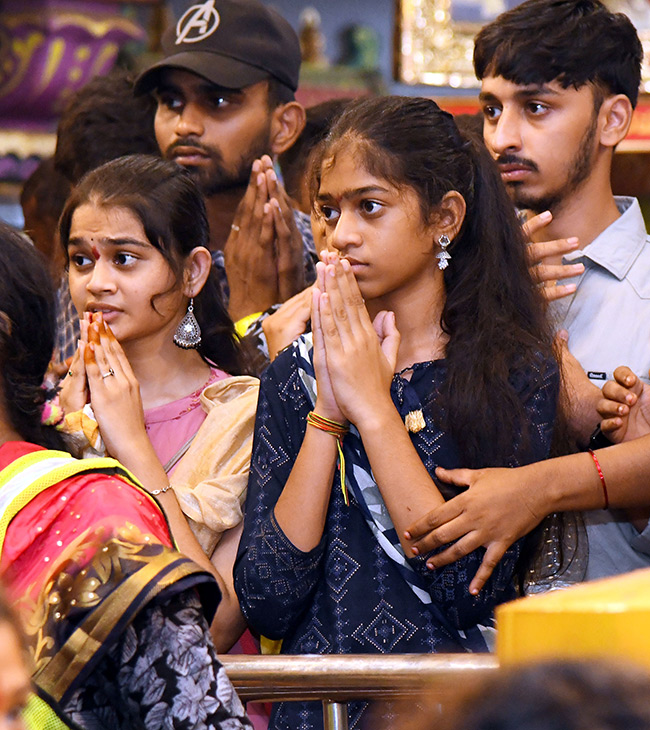 Navaratri 2023 Celebrations at Vijayawada Photos - Sakshi6