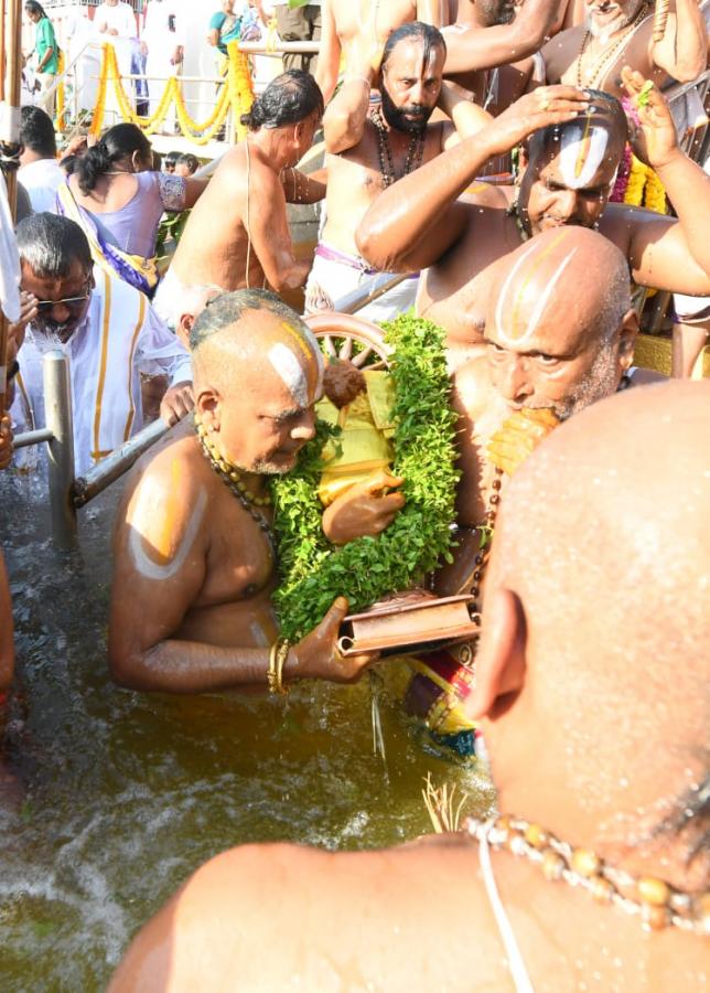 Tirumala Brahmotsavam 2023 Ends With Chakra Snanam Photos - Sakshi2