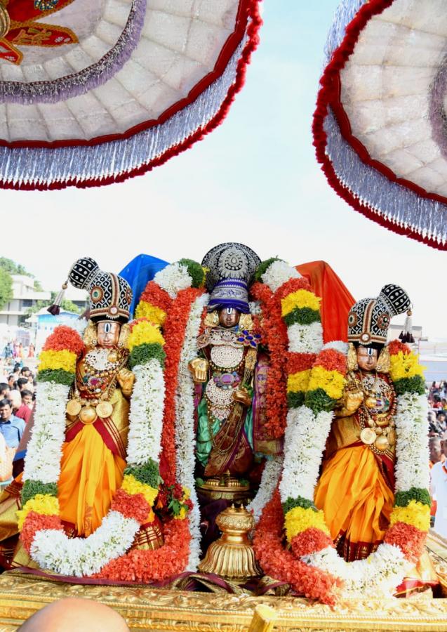 Tirumala Brahmotsavam 2023 Ends With Chakra Snanam Photos - Sakshi3