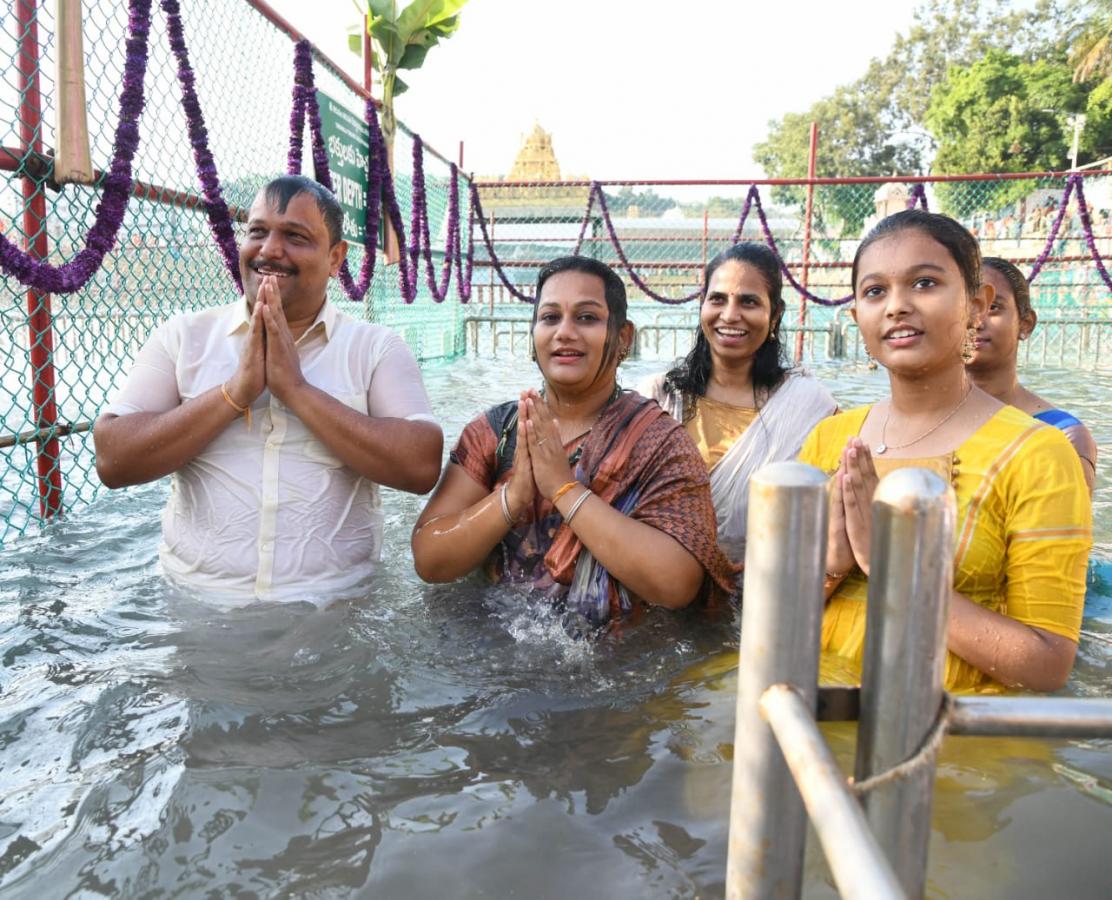 Tirumala Brahmotsavam 2023 Ends With Chakra Snanam Photos - Sakshi7