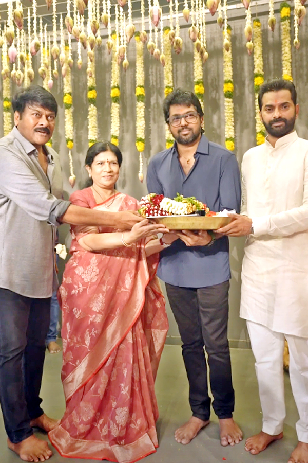 Megastar Chiranjeevi And Vassishta Mega156 Pooja Ceremony Photo Gallery - Sakshi14