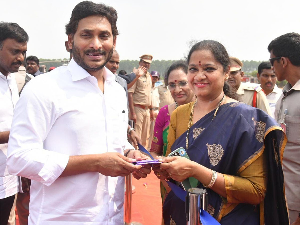 CM YS Jagan attended reception of MLA Jakkampudi Raja Indra - Sakshi11