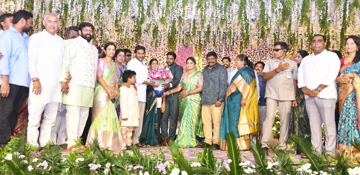 CM YS Jagan attended reception of MLA Jakkampudi Raja Indra - Sakshi4