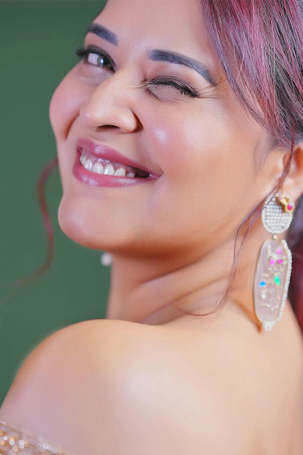 Anasuya Bharadwaj Stunning Latest Photos - Sakshi11