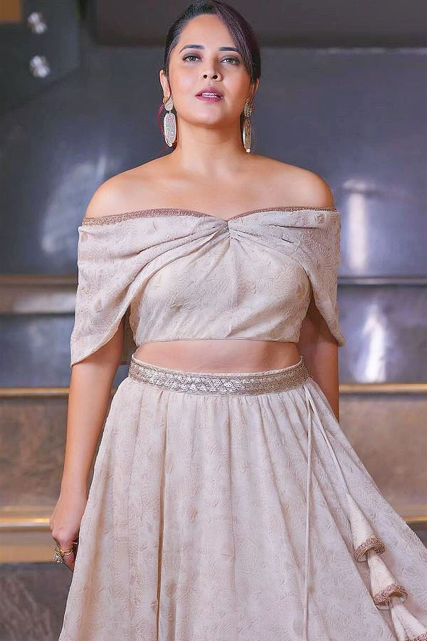 Anasuya Bharadwaj Stunning Latest Photos - Sakshi3