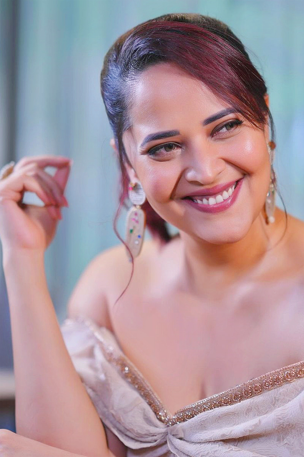 Anasuya Bharadwaj Stunning Latest Photos - Sakshi6