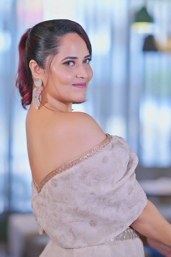 Anasuya Bharadwaj Stunning Latest Photos - Sakshi10