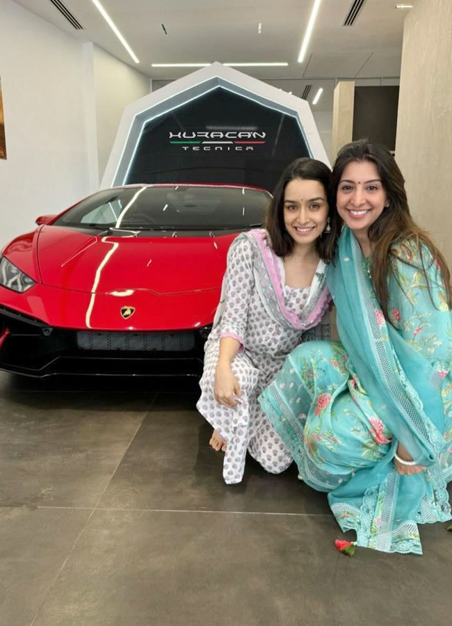 Shraddha Kapoor With Her New Lamborghini Photos - Sakshi2