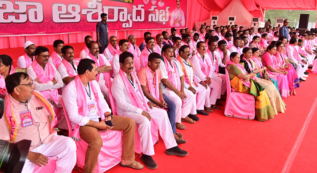 BRS Praja Ashirvada Sabha at Nalgonda - Sakshi11