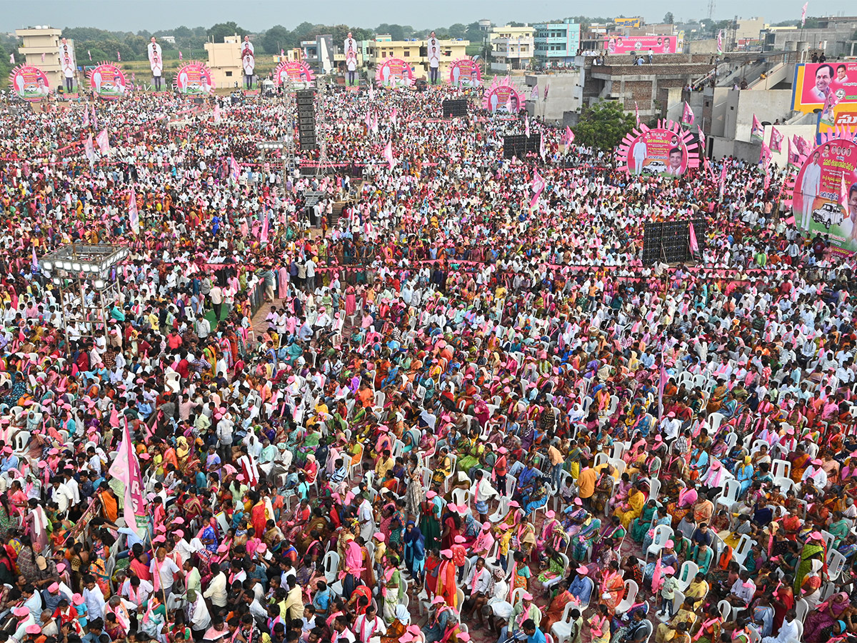 BRS Praja Ashirvada Sabha at Nalgonda - Sakshi12