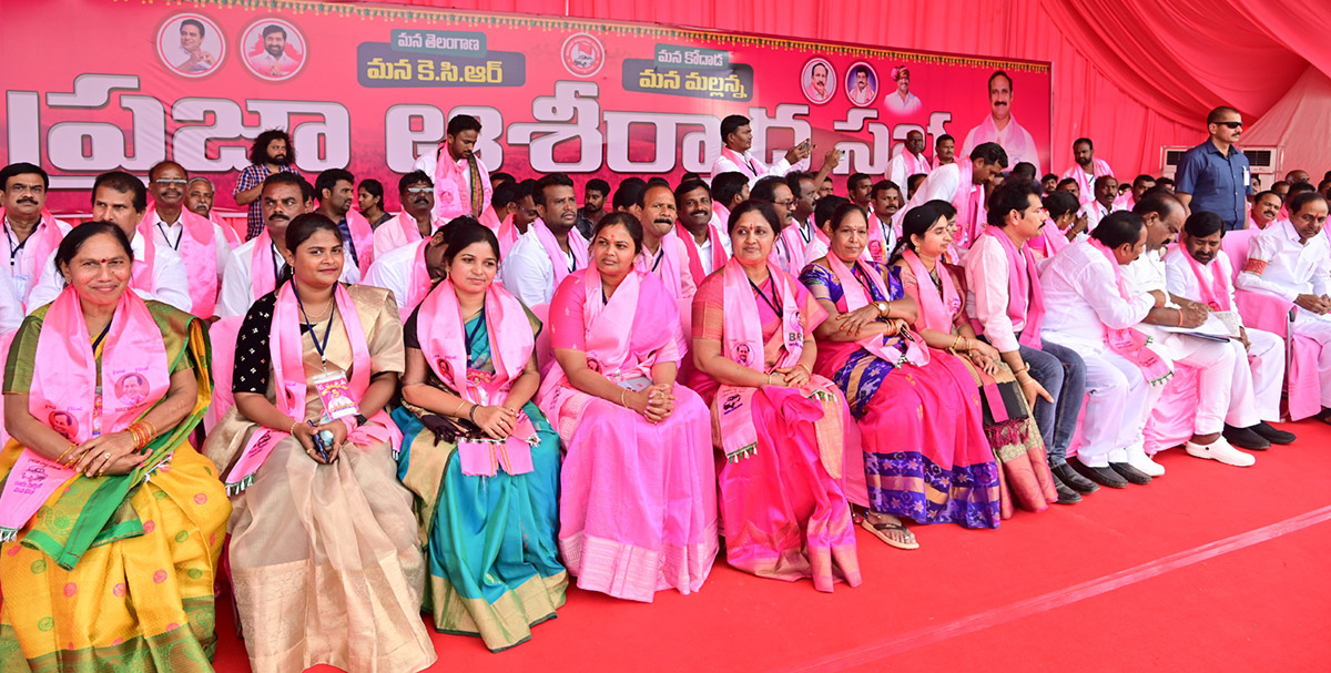 BRS Praja Ashirvada Sabha at Nalgonda - Sakshi13