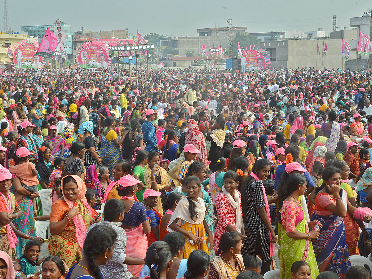 BRS Praja Ashirvada Sabha at Nalgonda - Sakshi19