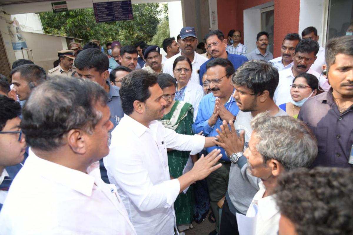 CM Jagan Visit Vizianagaram Train Accident Spot Photos - Sakshi6