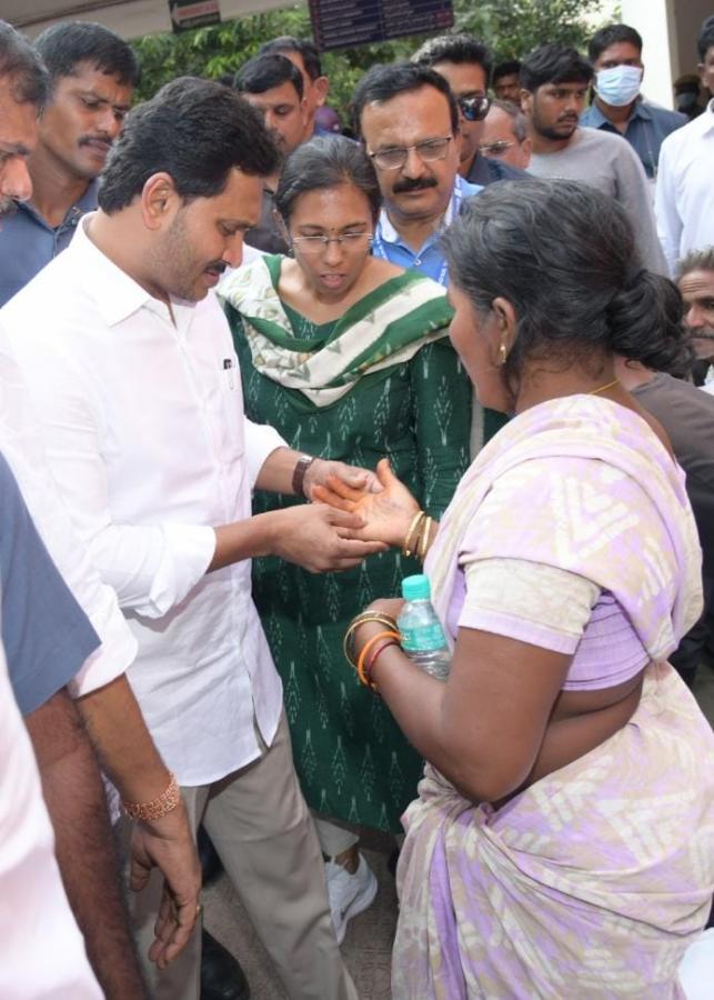 CM Jagan Visit Vizianagaram Train Accident Spot Photos - Sakshi10