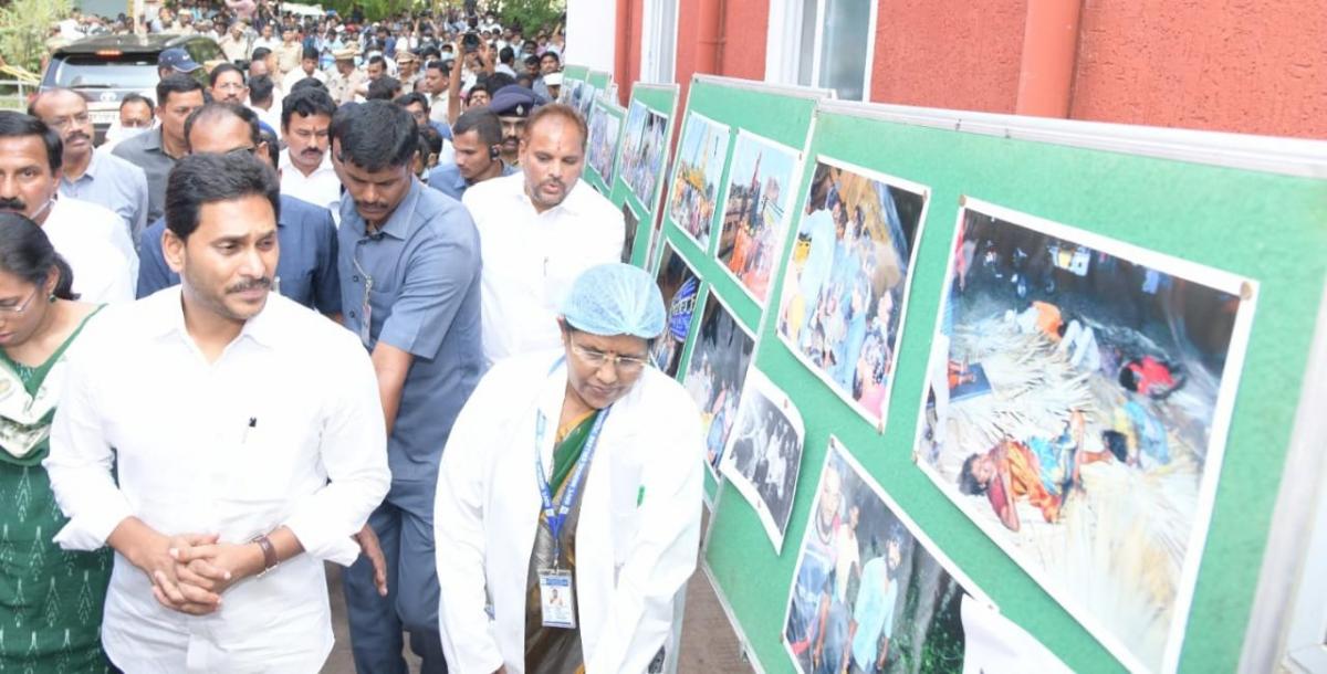 CM Jagan Visit Vizianagaram Train Accident Spot Photos - Sakshi11