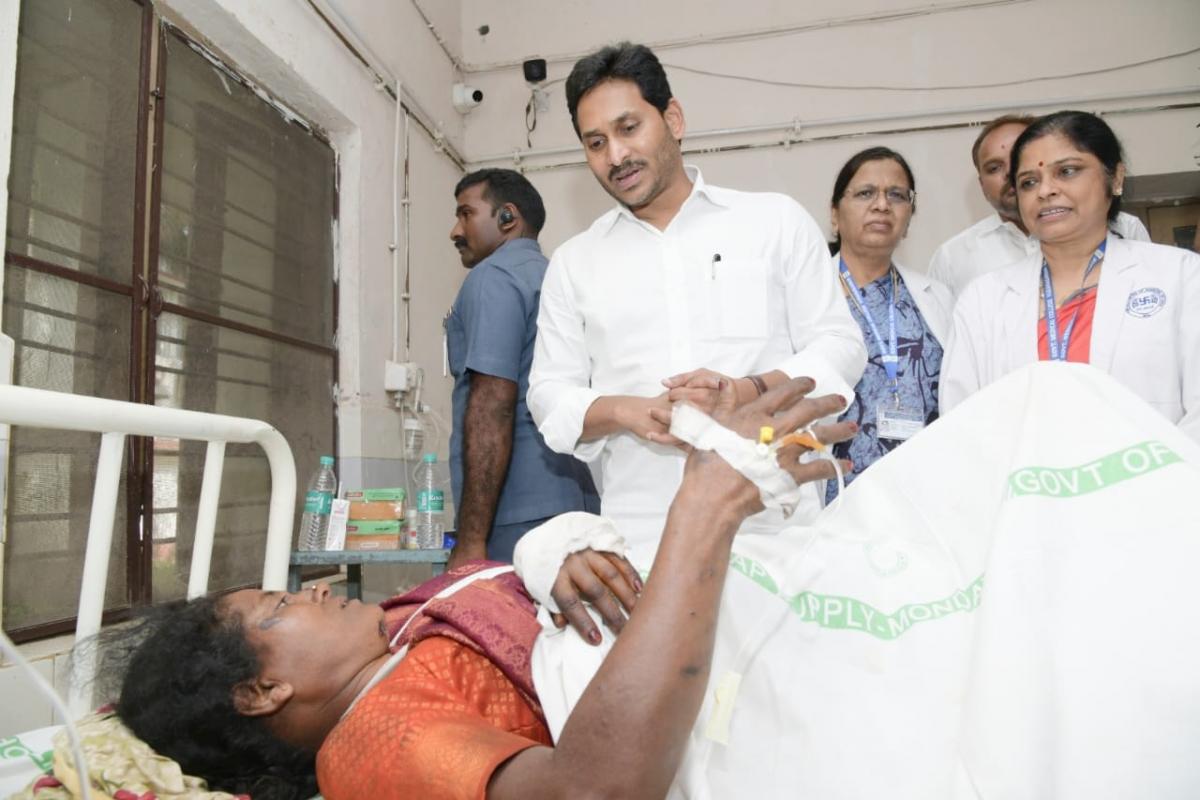 CM Jagan Visit Vizianagaram Train Accident Spot Photos - Sakshi12