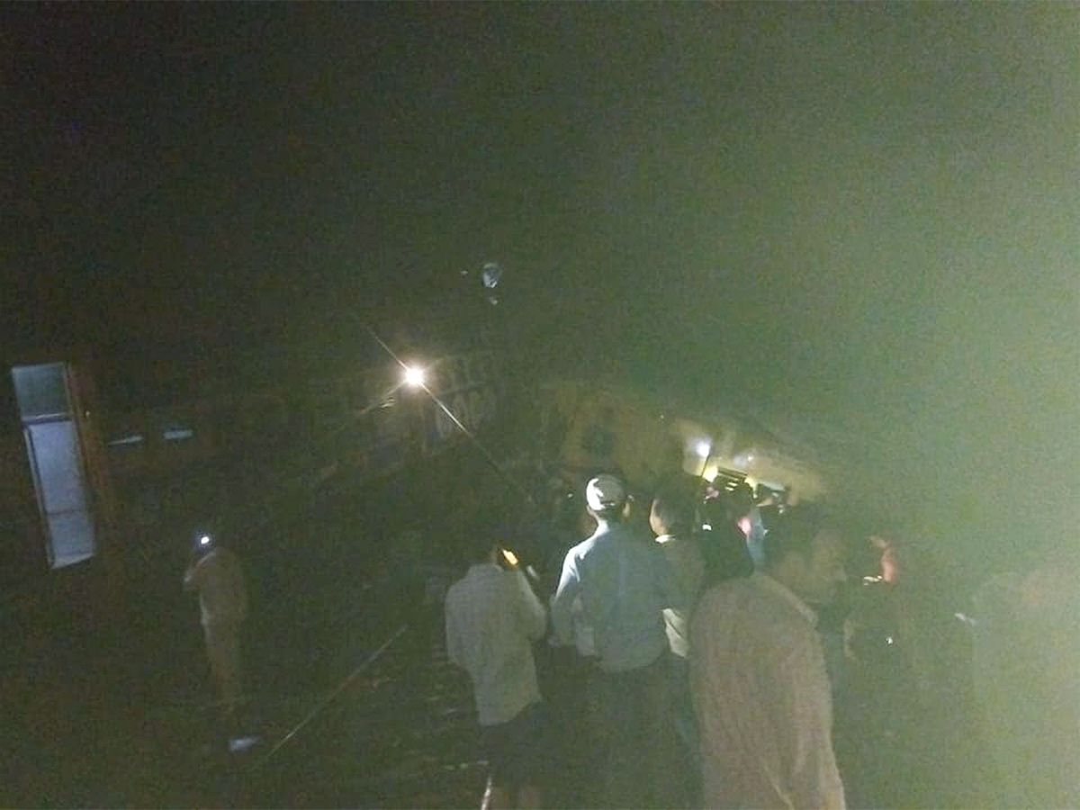 Photos Of Train Accident At Vizianagaram - Sakshi5