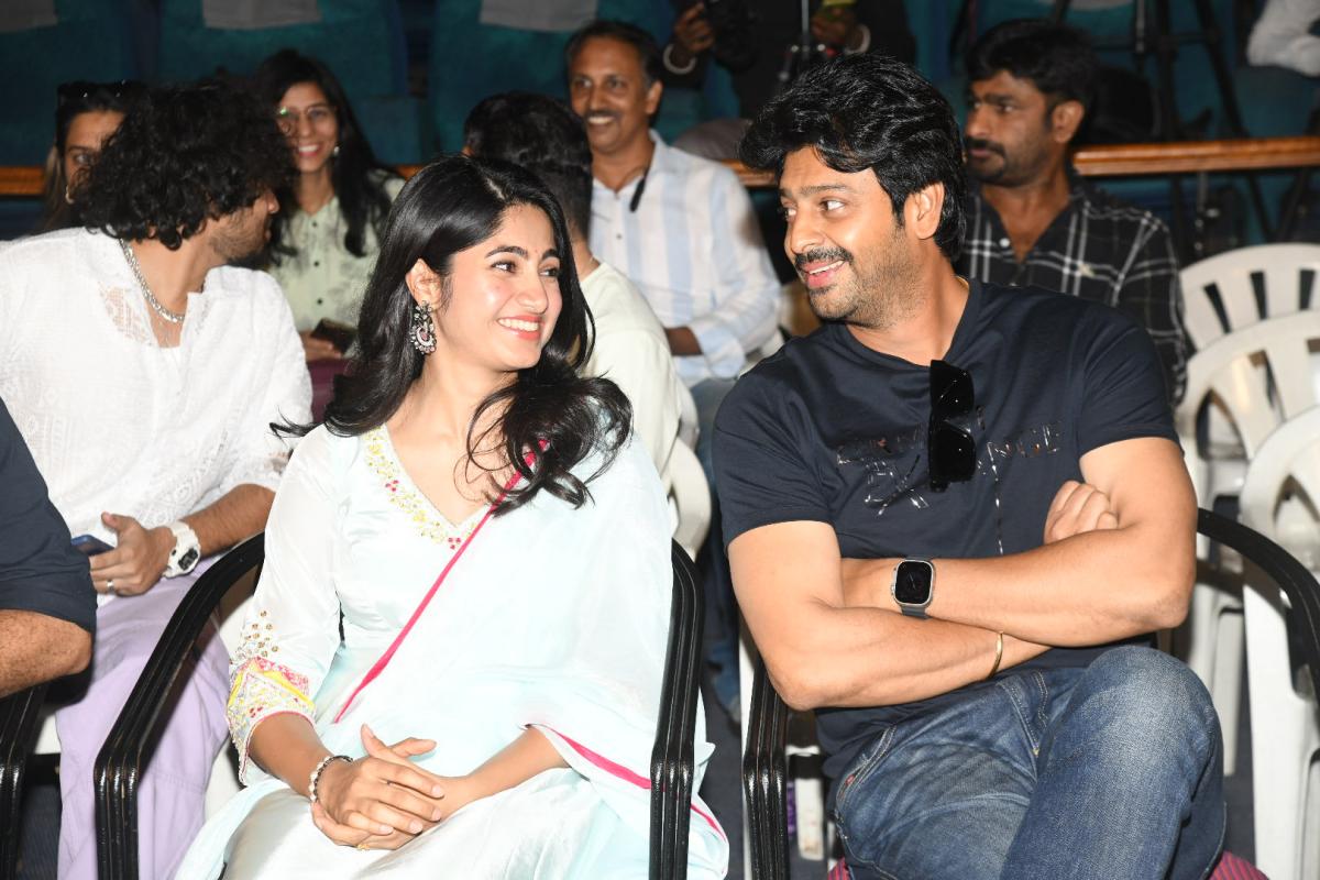 Pindam Movie Press Meet HD Photo Gallery - Sakshi5