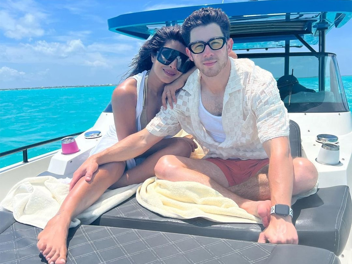 Priyanka Chopra And Nick Jonas Photos - Sakshi5