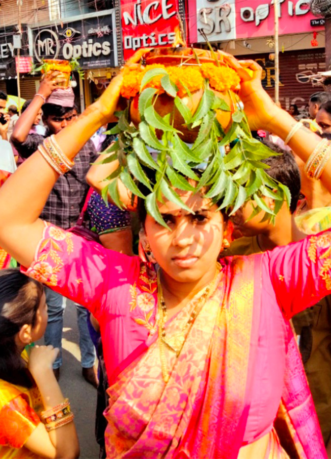 Vizianagaram Pydithalli Ammavaru Sirimanu Utsavam Photos 2023 - Sakshi26