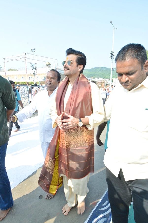 Actor Anil Kapoor Visits Tirumala Tirupati Temple Photos - Sakshi6