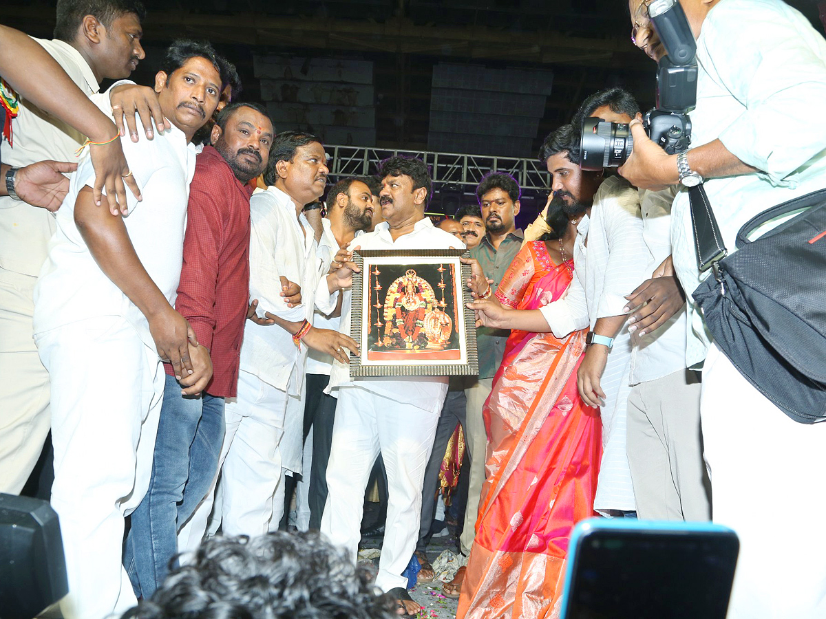 Minister of Cinematography Sri Talasani Srinivas Yadav Birthday Celebrations Photos - Sakshi2