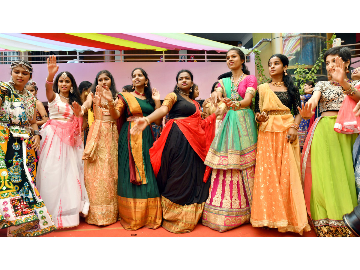 Mini Navaratri Celebrations in Villa Marie College Photos - Sakshi11