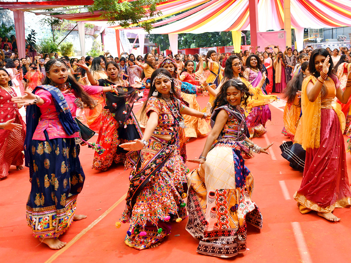 Mini Navaratri Celebrations in Villa Marie College Photos - Sakshi21