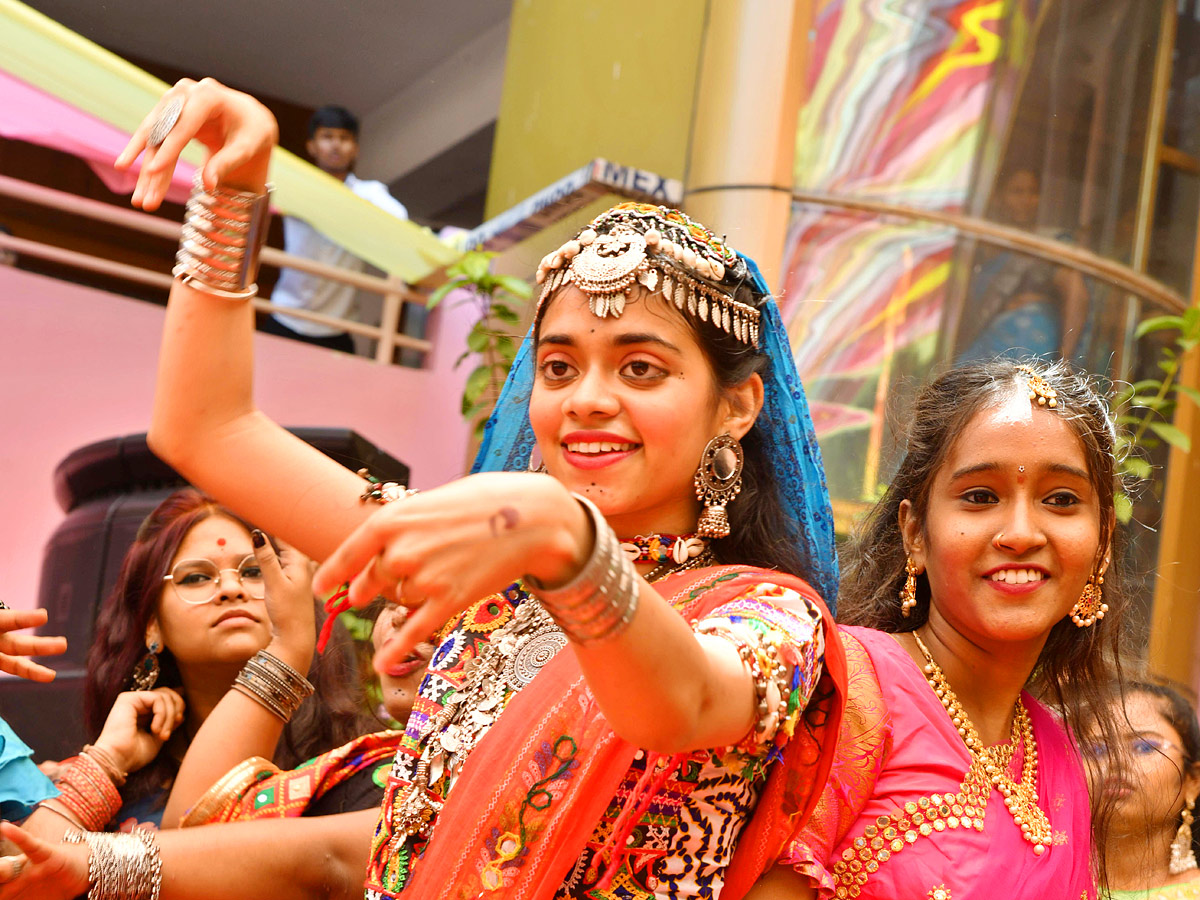 Mini Navaratri Celebrations in Villa Marie College Photos - Sakshi10