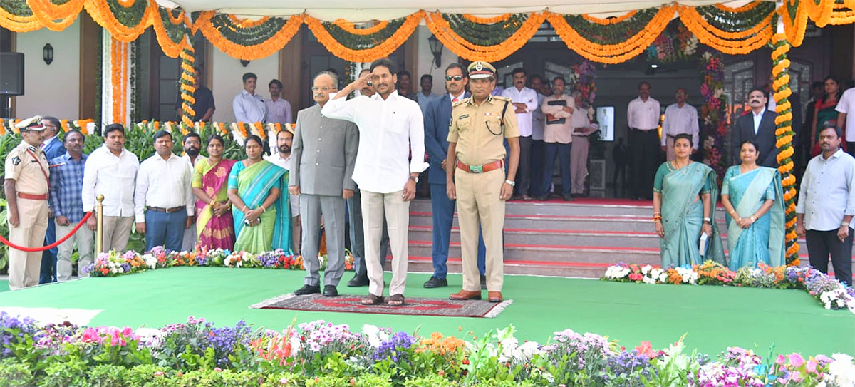 AP Formation Day 2023: CM Jagan Attend Celebrations - Sakshi2