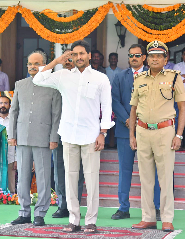 AP Formation Day 2023: CM Jagan Attend Celebrations - Sakshi3