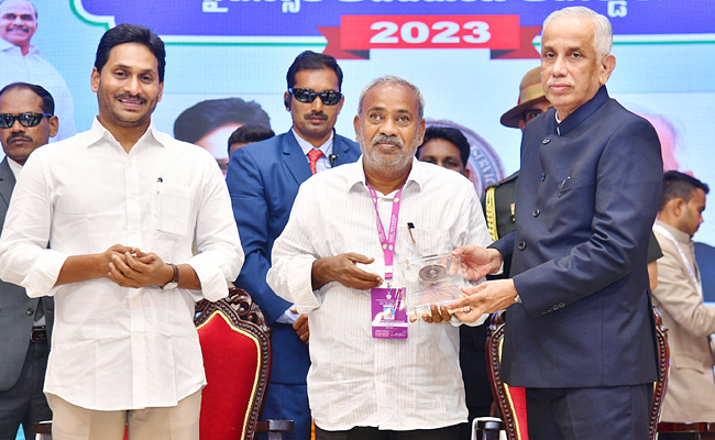 AP Governor Abdul Nazeer And YS Jagan presents YSR Achievement Awards-2023 Photos - Sakshi30