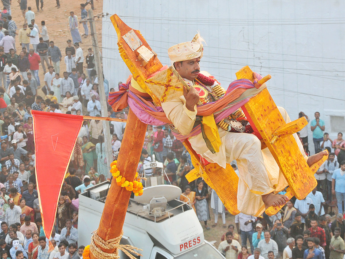 Vizianagaram Pydithalli Ammavari Sirimanotsavam 2023 Photos - Sakshi1