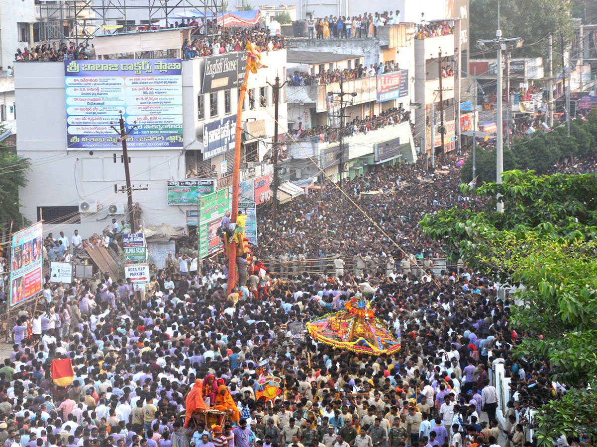 Vizianagaram Pydithalli Ammavari Sirimanotsavam 2023 Photos - Sakshi21