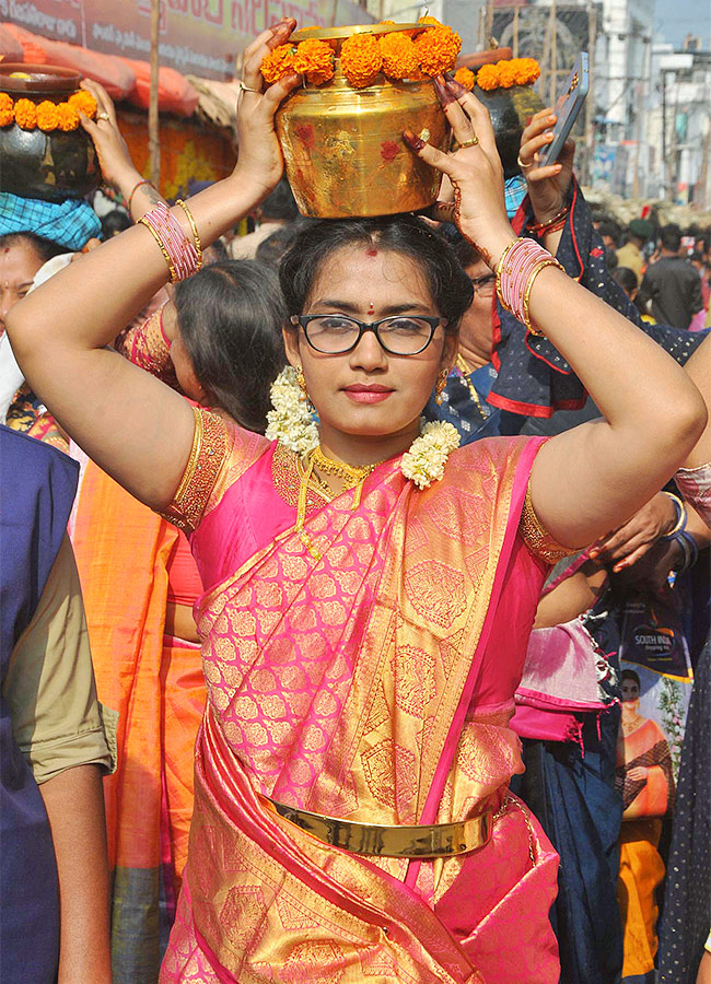 Vizianagaram Pydithalli Ammavari Sirimanotsavam 2023 Photos - Sakshi25